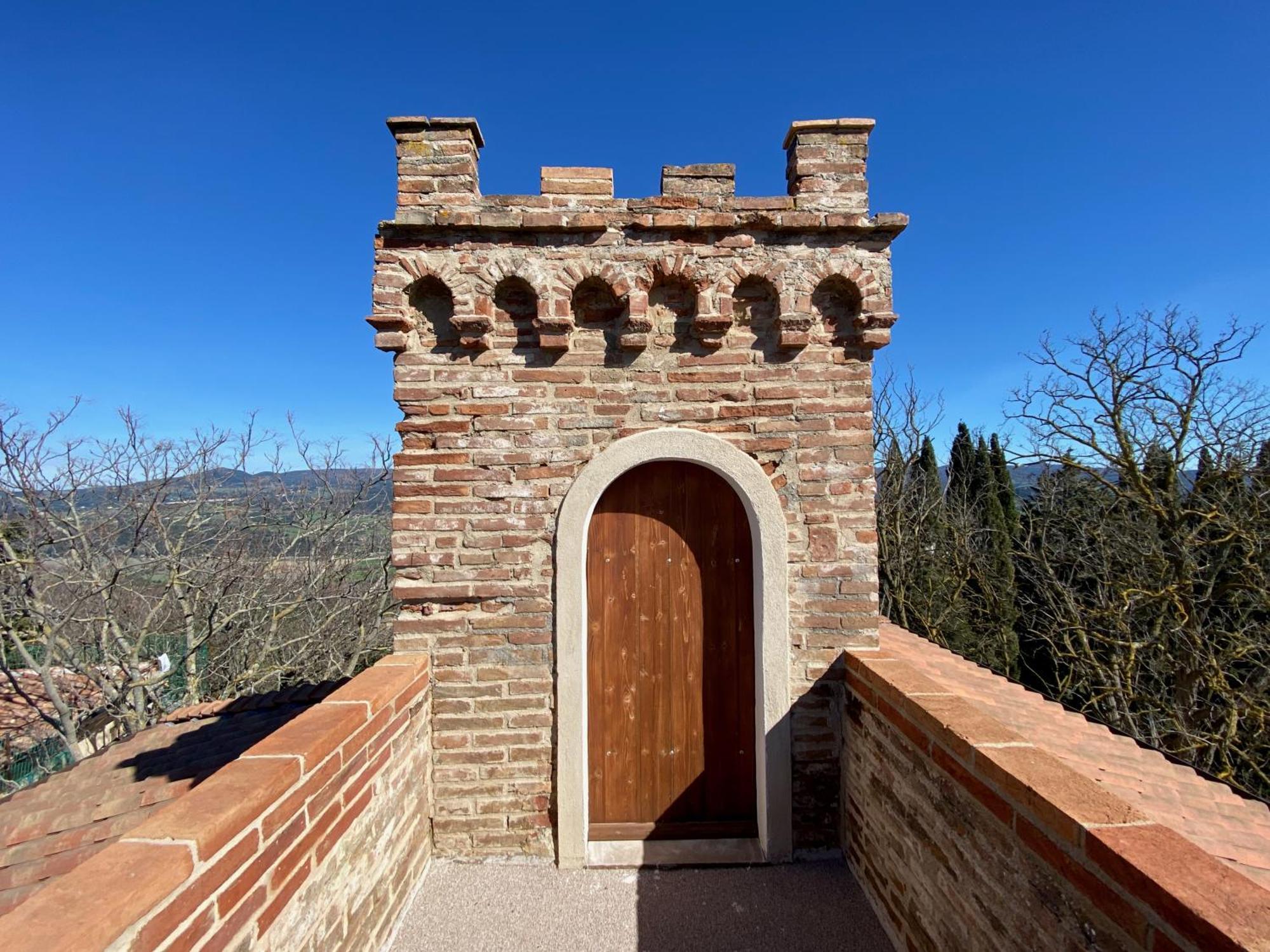 B&B Lo Scudaio Palazzo Marchionneschi มอนเตสกูดาโย ภายนอก รูปภาพ